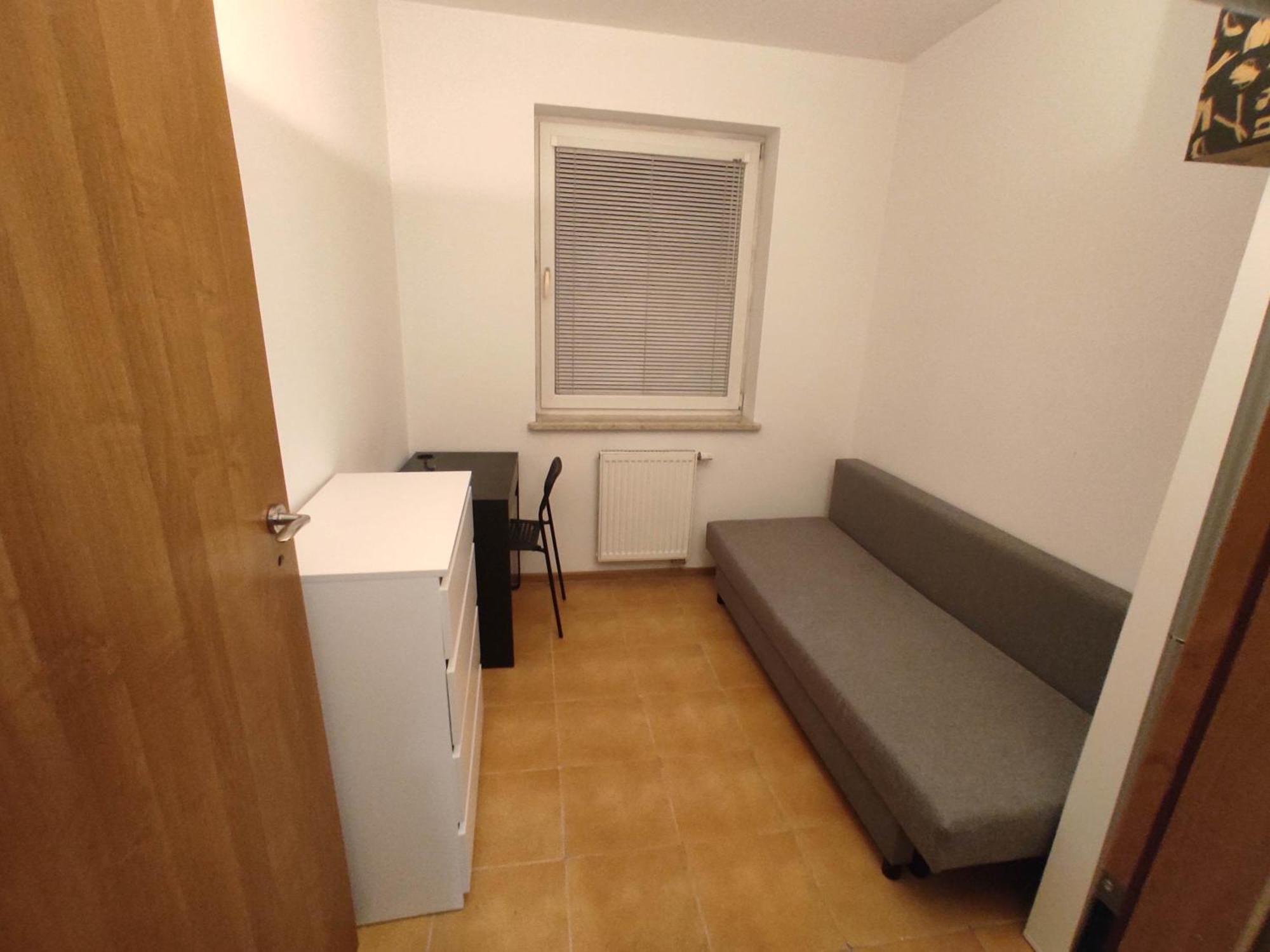 Nice Room With 2 Shared Bathrooms ,Wc , 2Km To Old Town -100M From Metro Szwedzka Varşovia Exterior foto